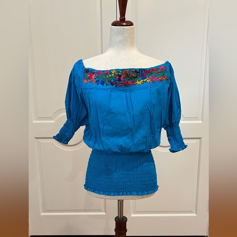 Boho Mexican top With san Antonino Silk Embroidery.